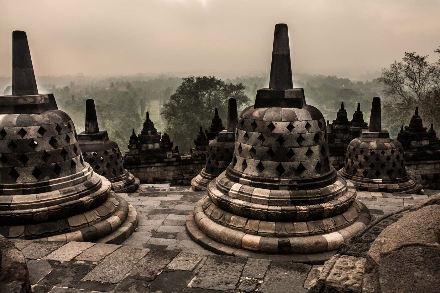 Borobudur 16